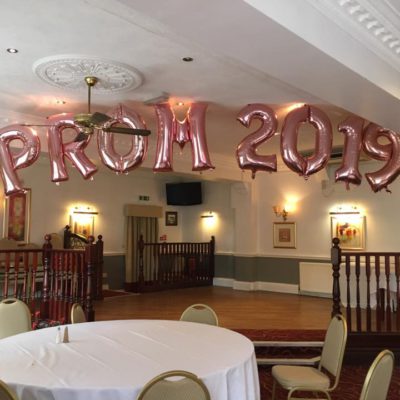 PROM School balloon arch